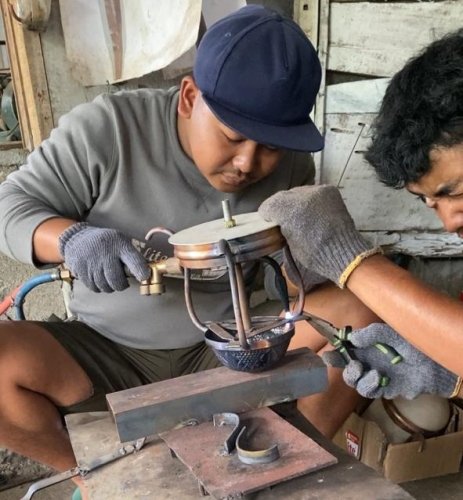 Proses Pengerjaan Kerajinan Tembaga & Kuningan Handmade Berkualitas