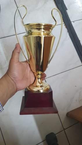 Piala Kuningan Premium Berkualitas
